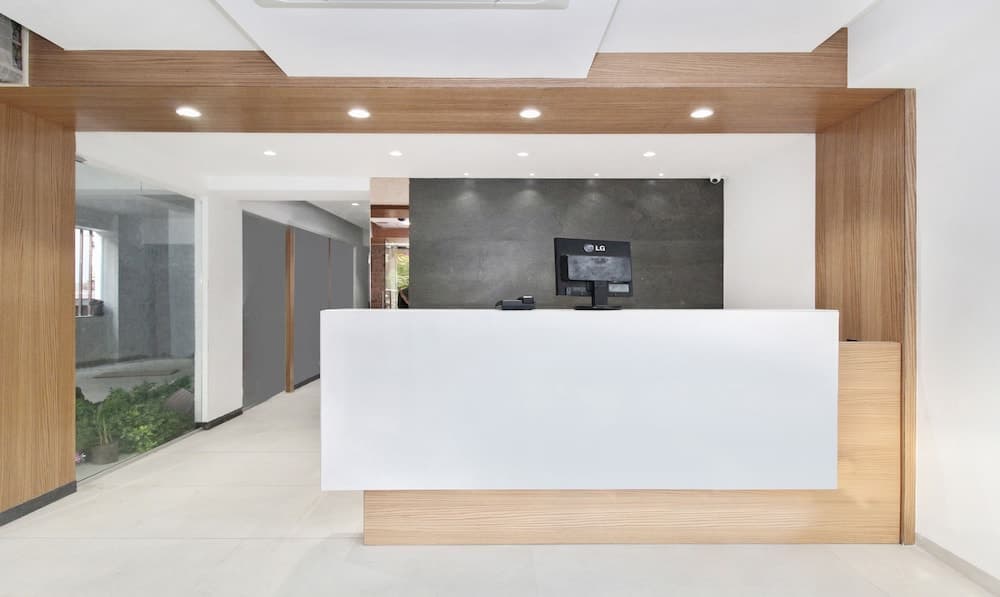 Treebo City Inn, Satara