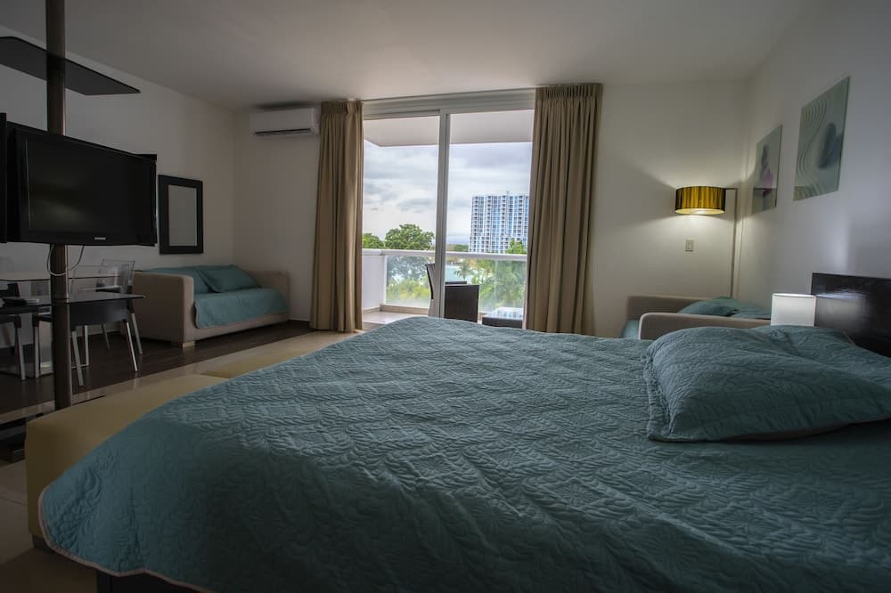 Town Center Paradise in Playa Blanca