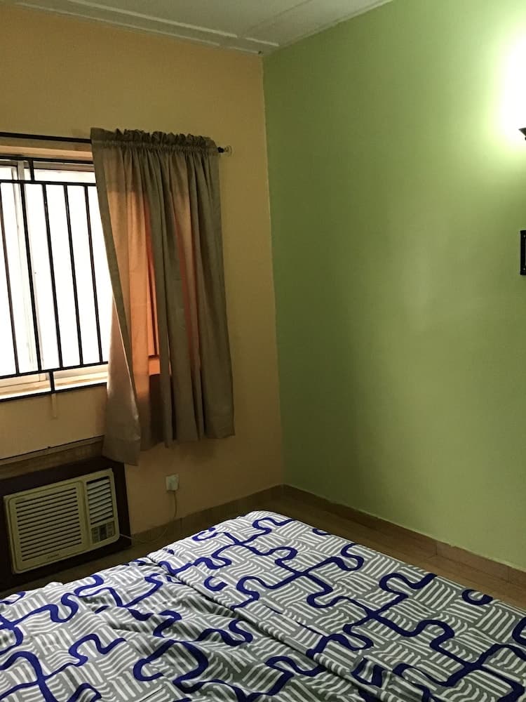 Gees Shortlets Apartments