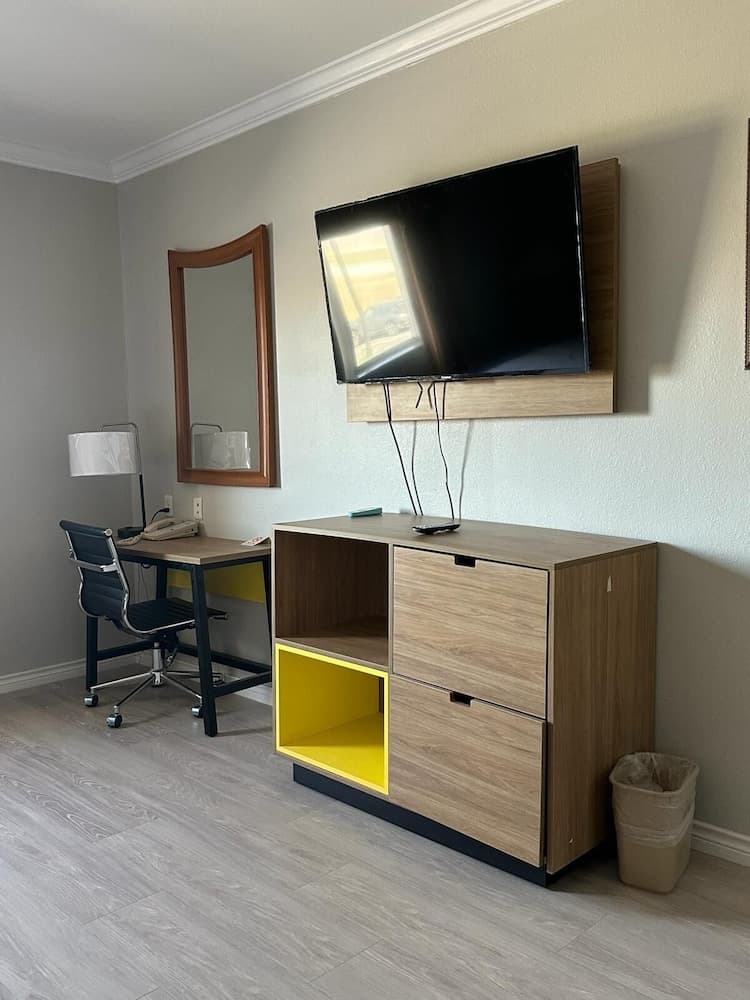 Days Inn by Wyndham Copperas Cove