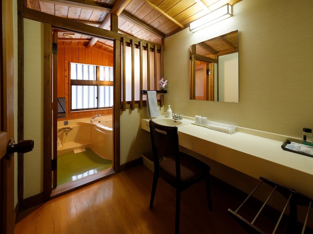 Kamiyashiki Tairanotakahusa