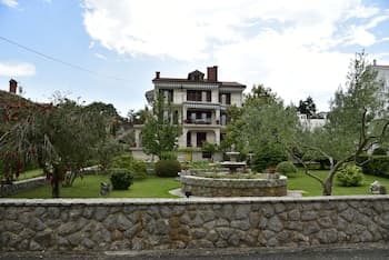 Apartment and Studio Demy