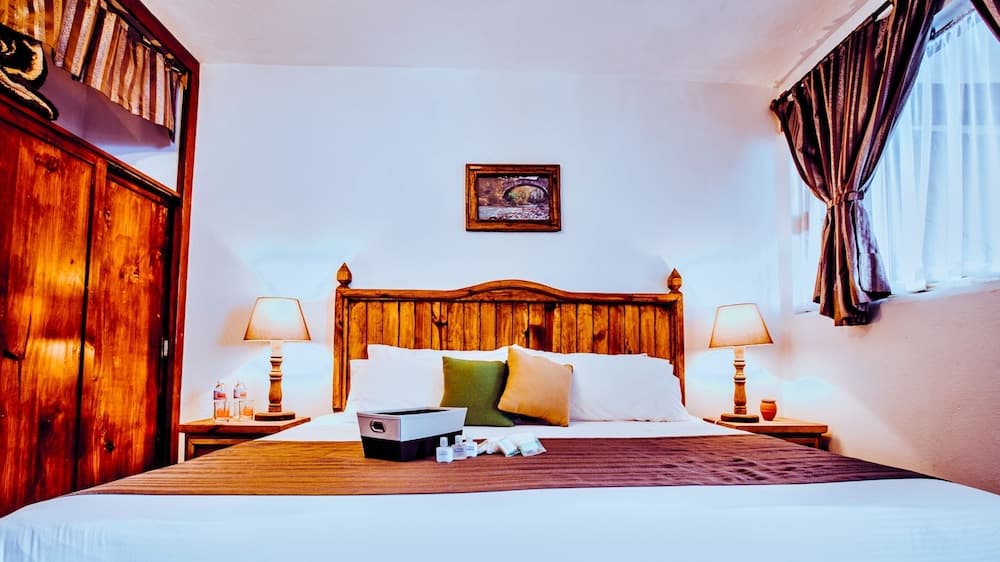 Hostal Plaza Central