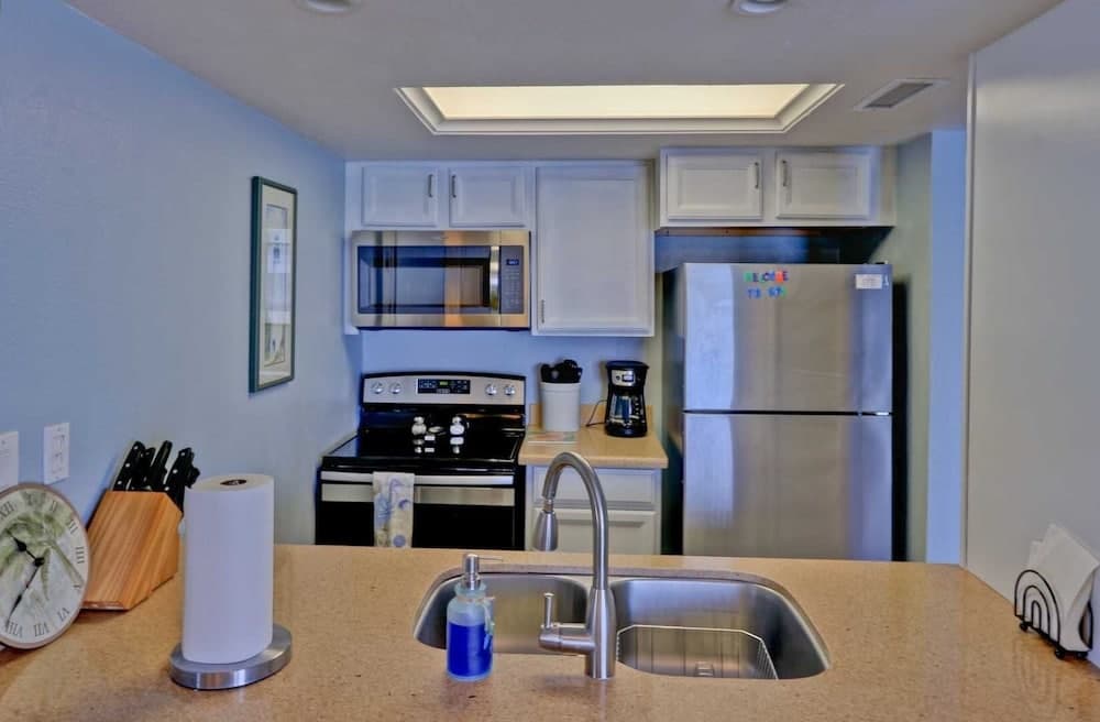 116 Las Brisas Bayfront Condos 1 Bedroom Condo by RedAwning