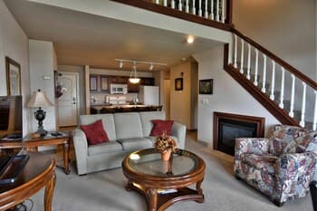 Unit 317 Tagalong Condo 3 Bedroom Condo by RedAwning