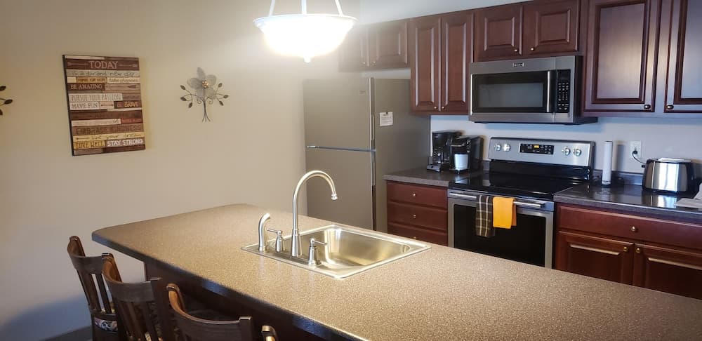 Unit 311 1 Bd/ 1 Ba Condo 1 Bedroom Condo by RedAwning