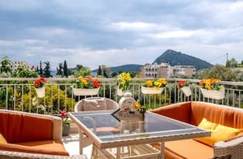 Sirena Tolo Luxury Apartment