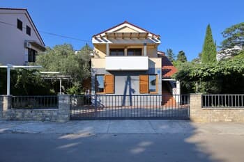 Be-Bu-Mar Apartments