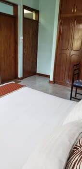 Family Nest Guest House