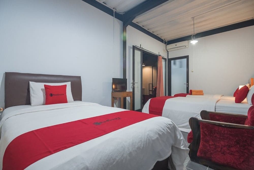 RedDoorz @ Rumah Kiboku