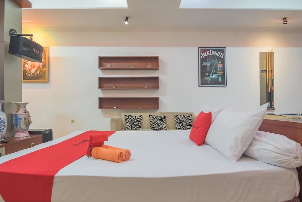 RedDoorz near Margahayu Raya