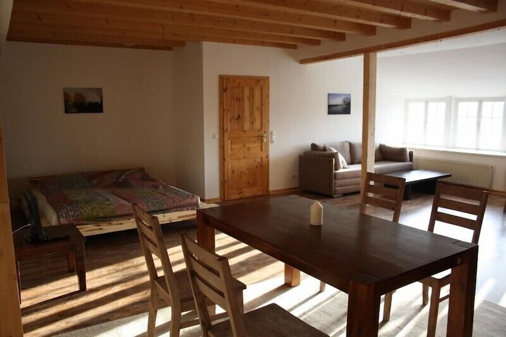 Ferienwohnungen im Bauernhaus am Fluss