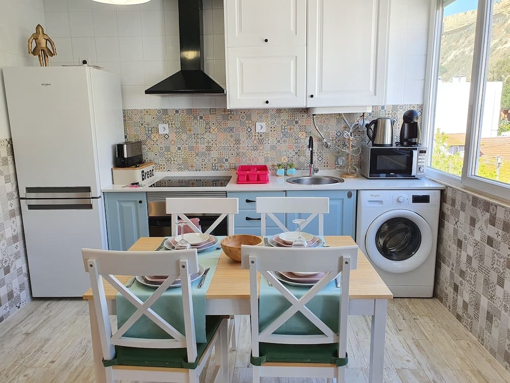 Caparica Cliff View by Host-Point