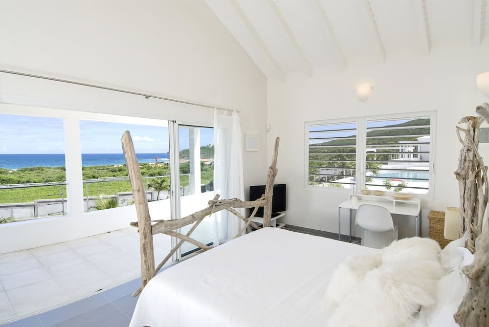 Alizee by Island Properties Online