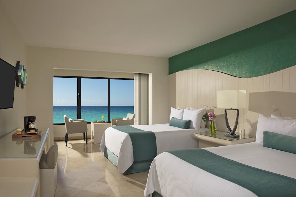 Now Emerald Cancun - All Inclusive