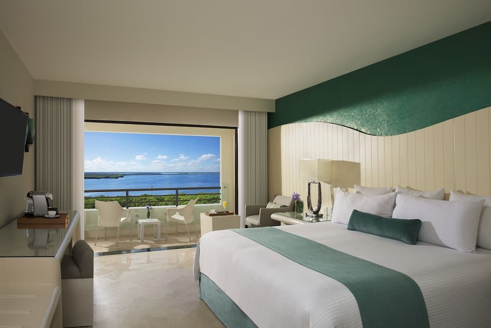 Now Emerald Cancun - All Inclusive