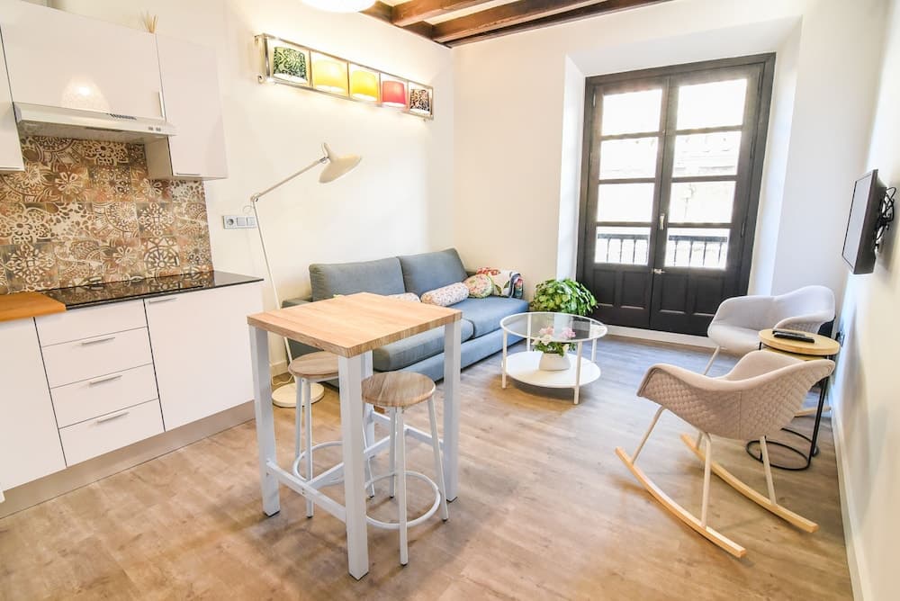 TuGuest Alhambra Apartments