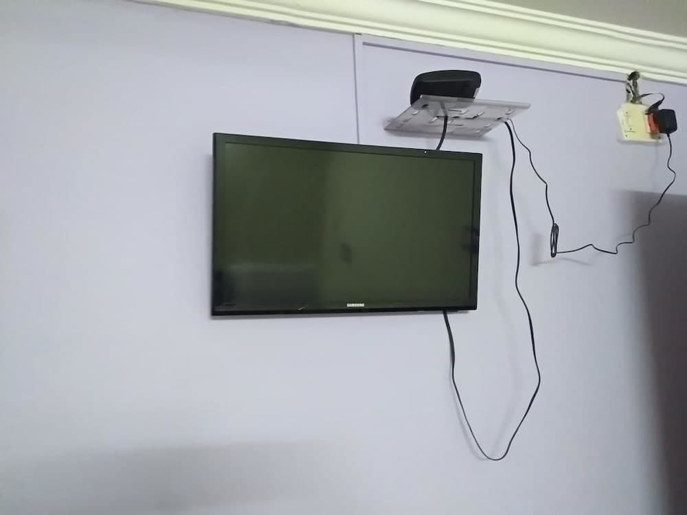 Iroomz K R Residency