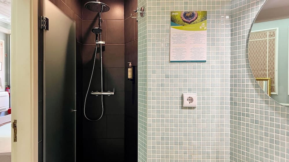 Casa dos Lóios by Shiadu