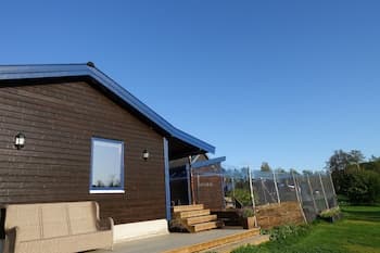Wild Caribou Wilderness Cabin