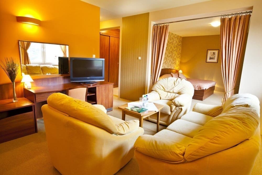 Hotel Bobrowa Dolina