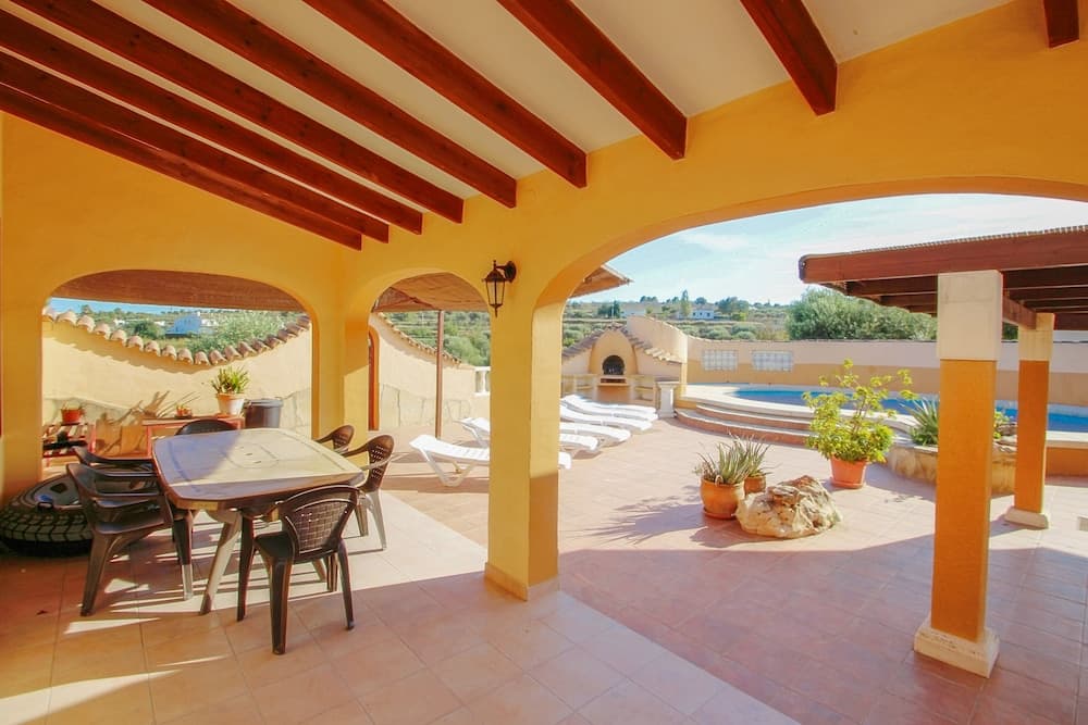 Pineda - modern, well-equipped villa with private pool in Costa Blanca