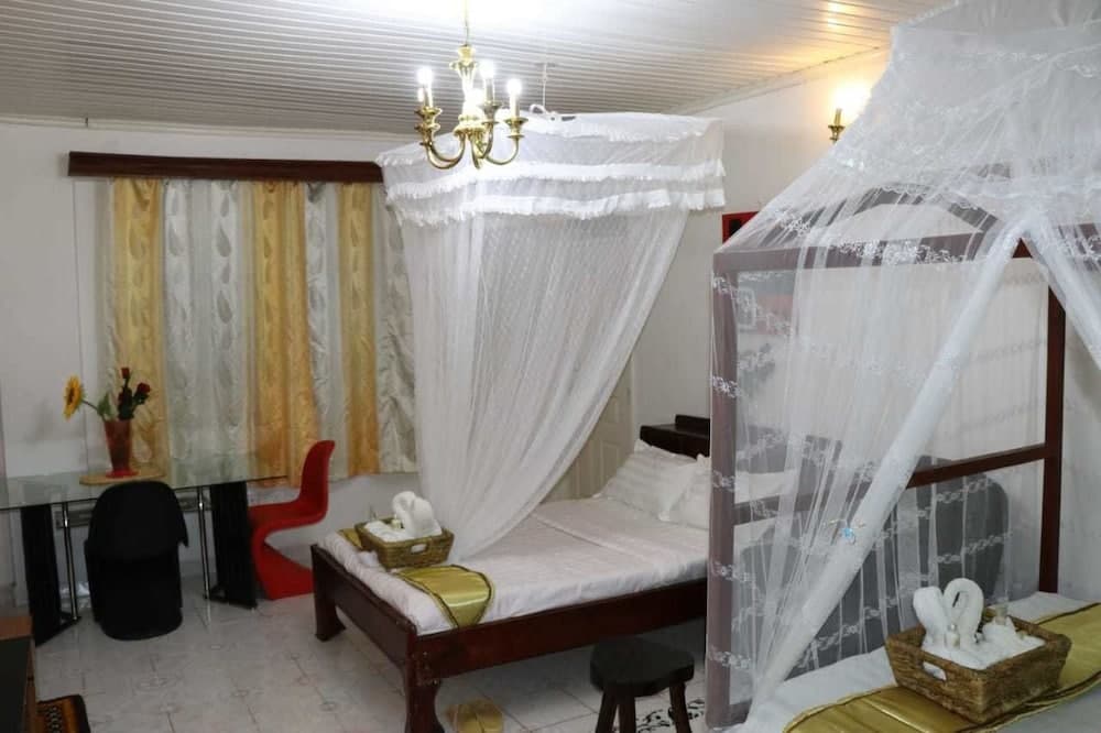 Sundown Hotels And Apartments Millimani