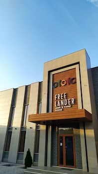 Freelander Work and Travel Hostel