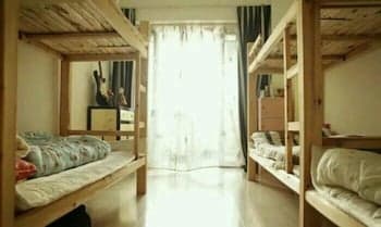 Warm Home Youth Hostel