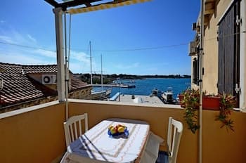 Apartments Best Location