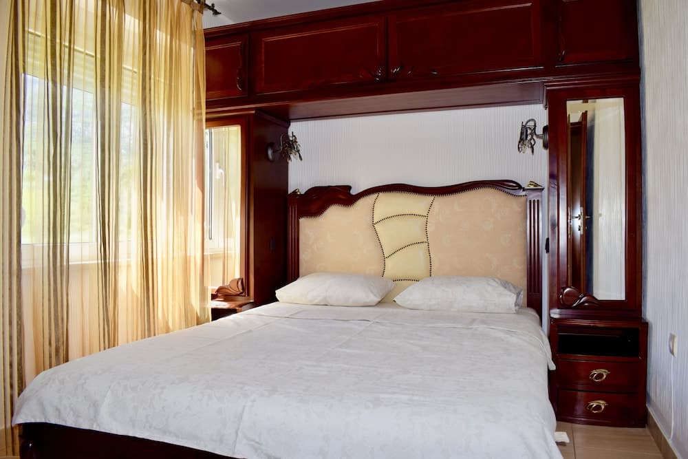 Villa Dolphin apartments