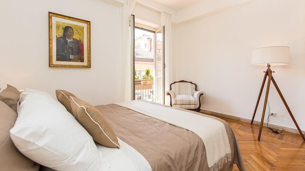 Rental In Rome Colosseum View Luxury Apartment