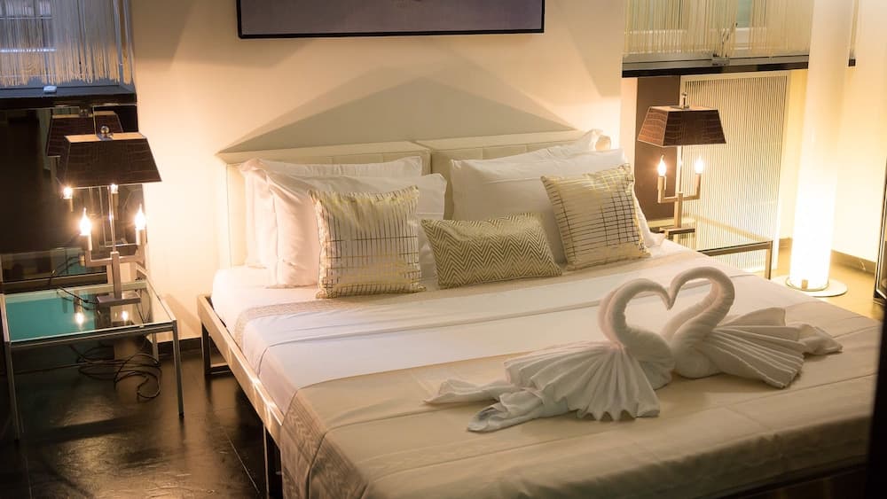 Rental In Rome Cosmopolitan Hi-tech Luxury Apartment