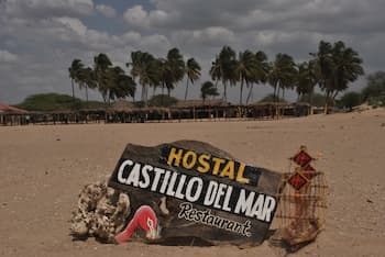 Hostal Castillo Del Mar - Hostel