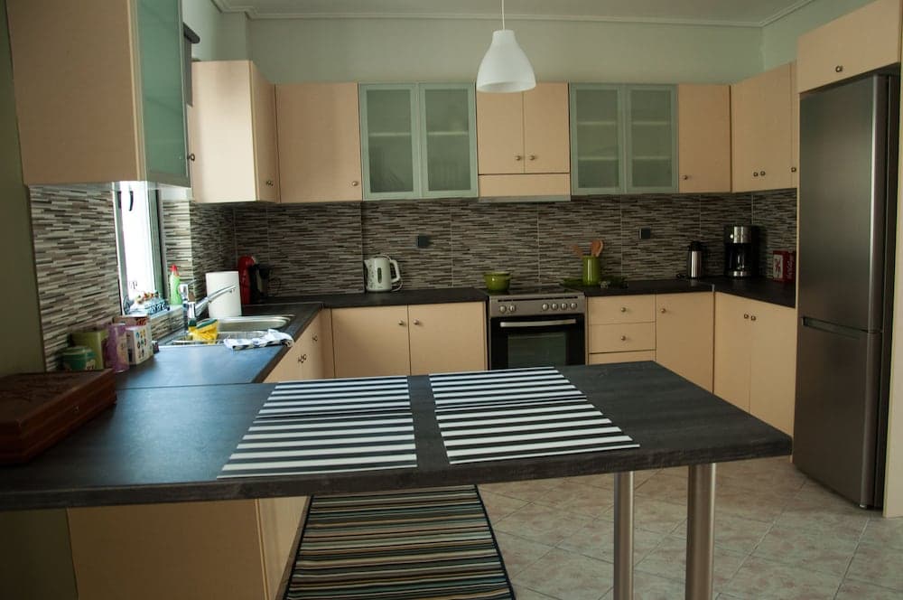 Cozy Flat near Athens City Center