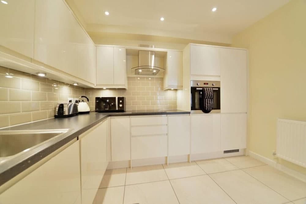 The Paddington Retreat - Elegant 4bdr in 2 Paddington Mews