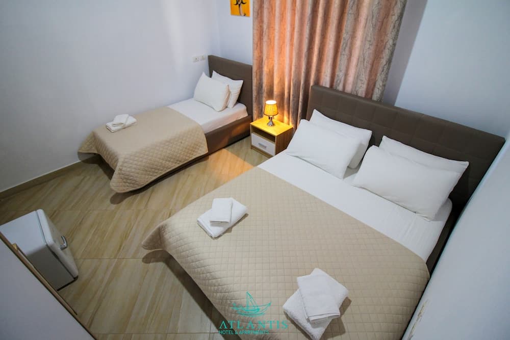 Atlantis Hotel & Apartments