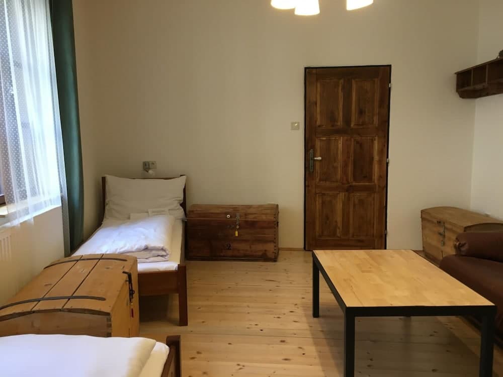 Castle-Wall-Inn - Hostel