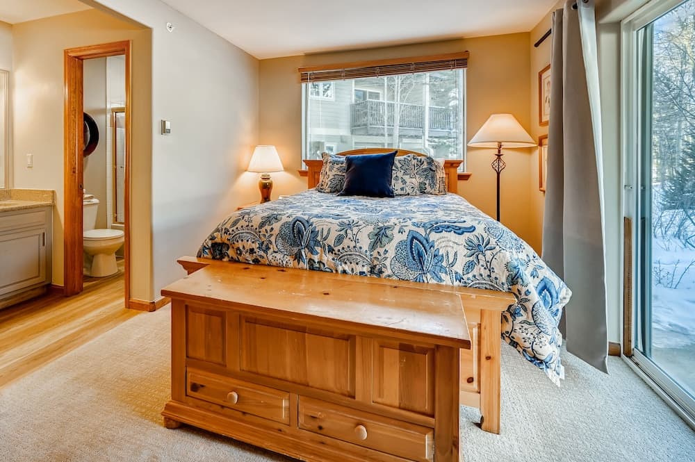 The Pointe Town Homes by CRMR