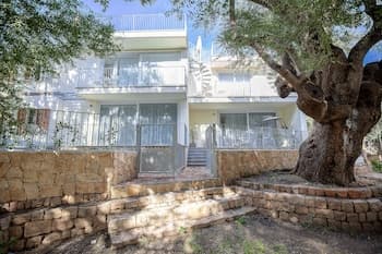 Residence Olivastro Vista Mare