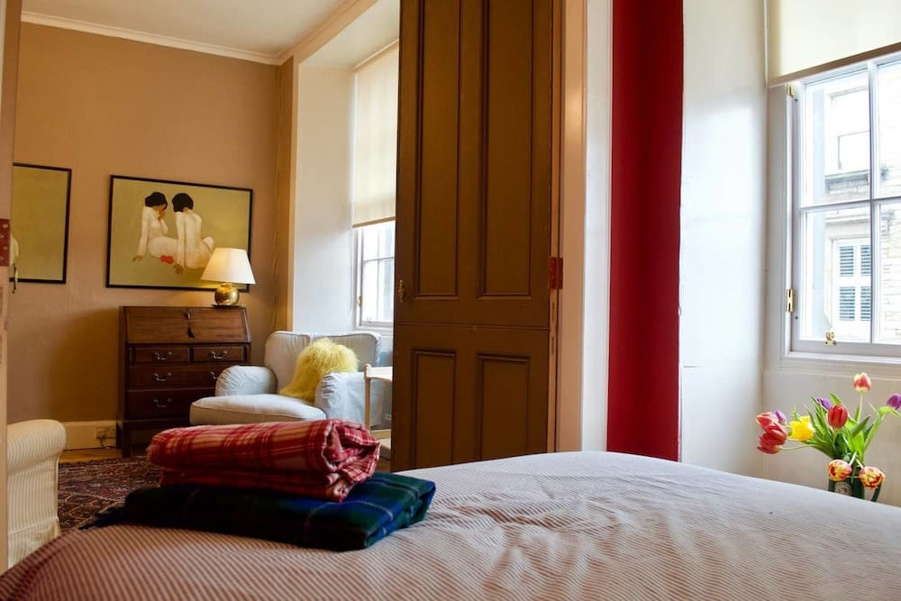 JOIVY Old Town Gem - Apartment With Great City Views