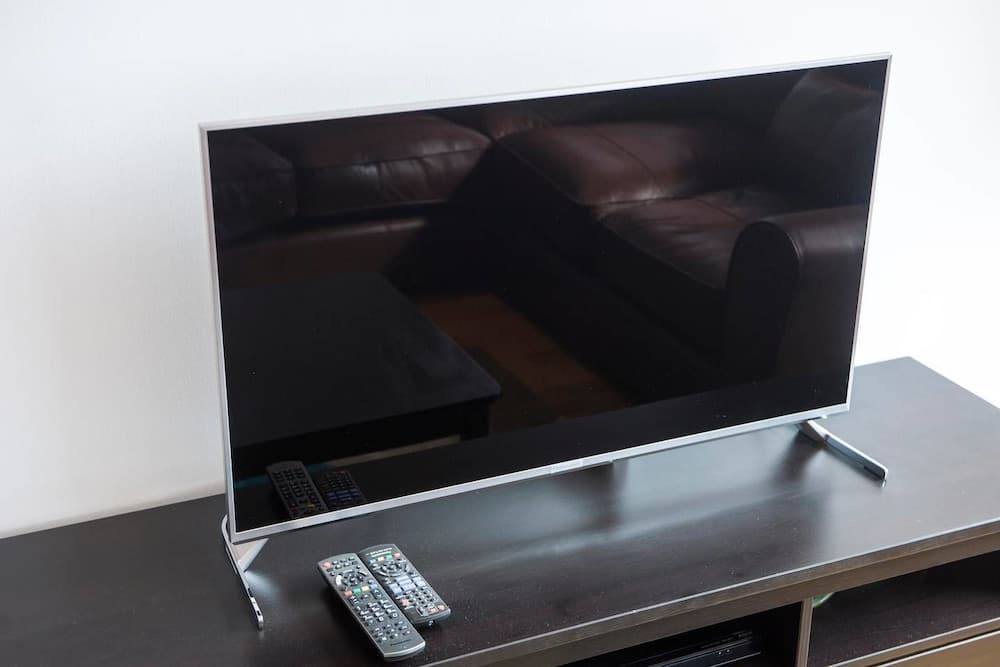 New Town 3bed/2bath Apt With Free Parking & Lift!