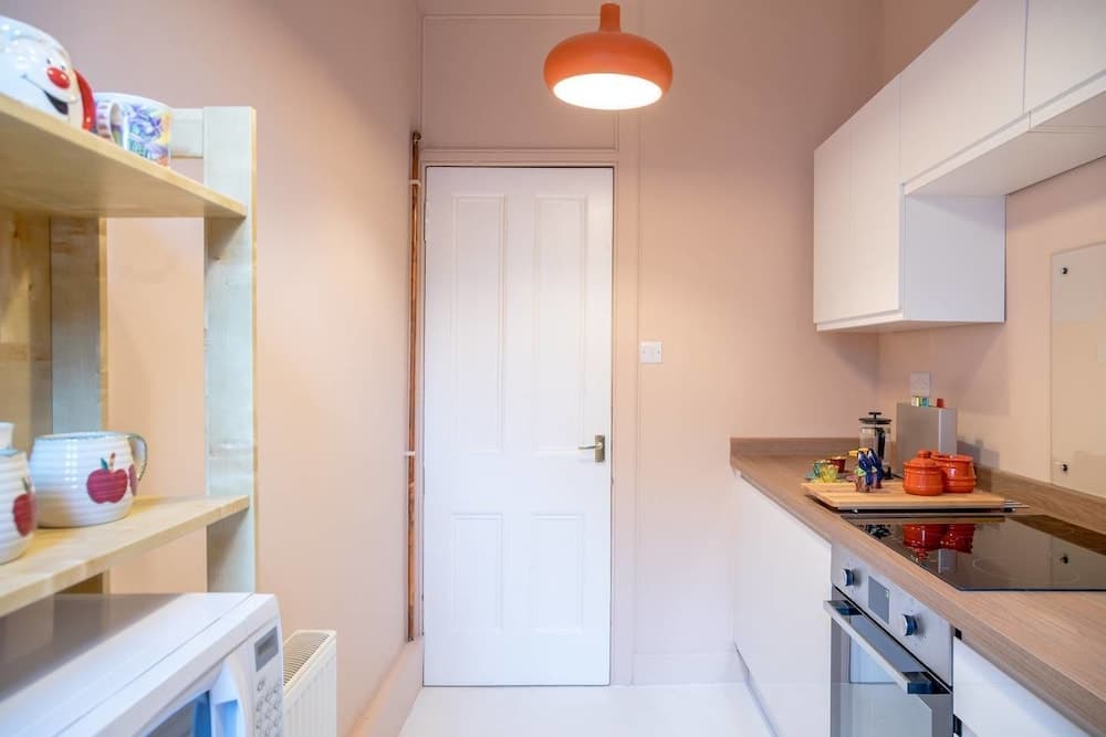 Unique Royal Mile Apt - Relive Music History