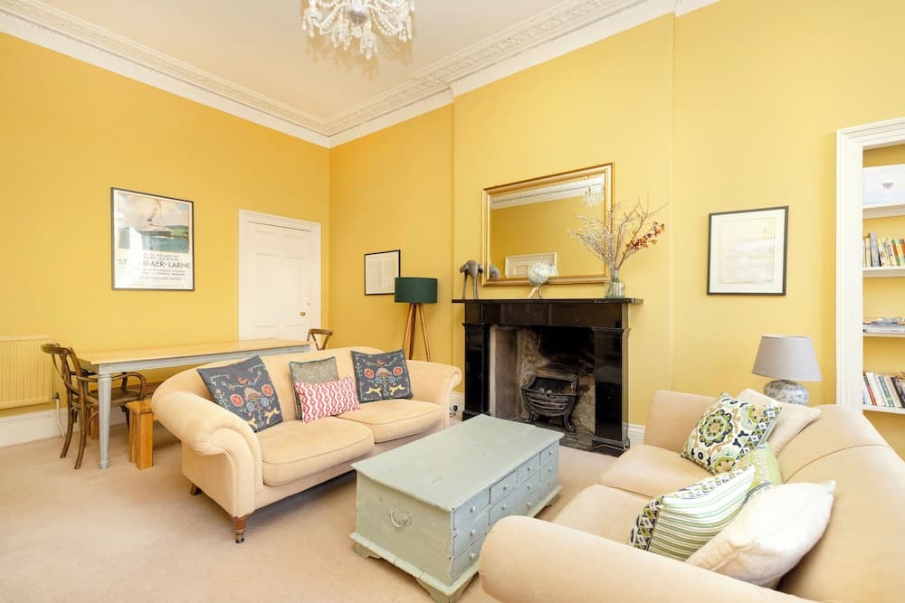 JOIVY Stylish Heart of Edinburgh Gem