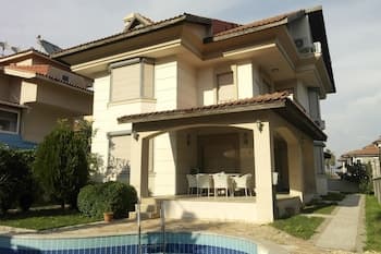 Villa with Private Pool in Icmeler
