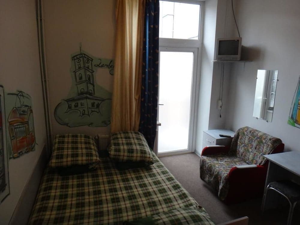 Mister Econom Hotel - Hostel