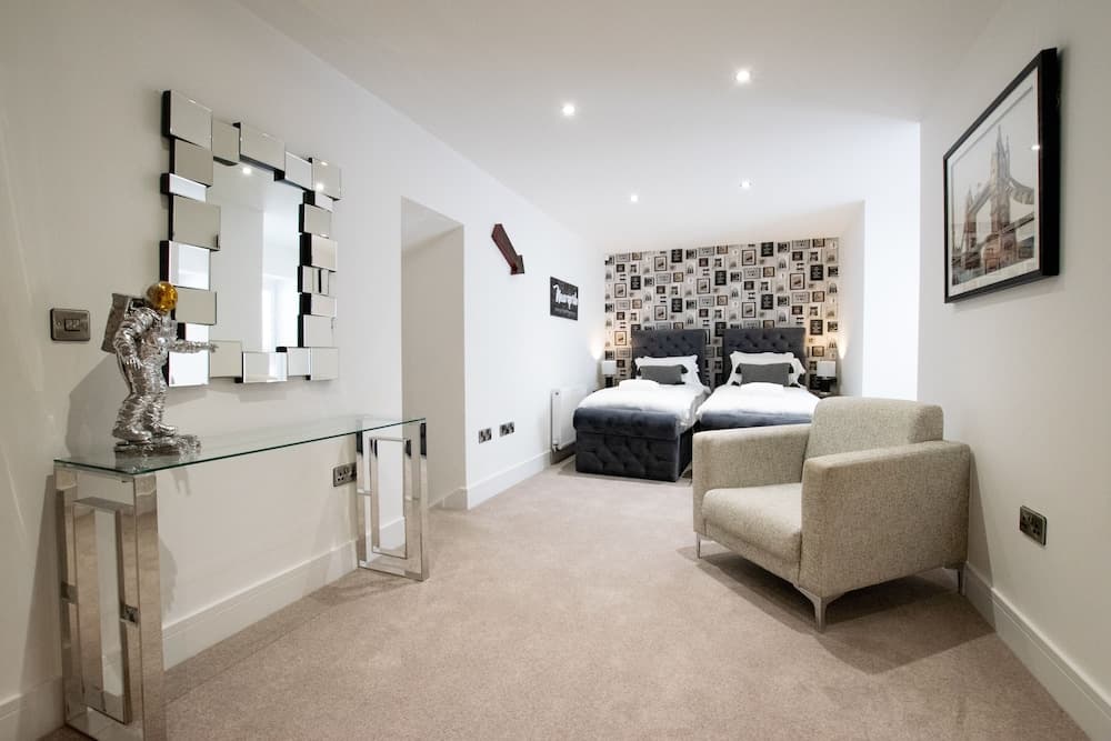 Rowan Tree Your Apartment