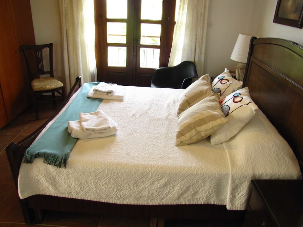 Webooking Theodora Villa