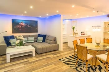 Luxury Apartment & Penthouse Villa