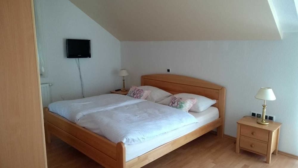 Blue Lake Luxury Accommodation